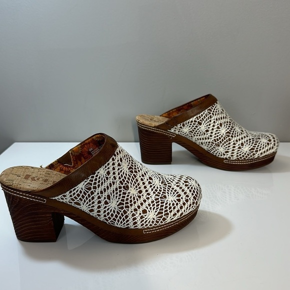 Korks Nora Crochet Clog Size 9 - Picture 2 of 13